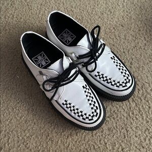 TUK White and Black Checkered Lace-Up Shoes